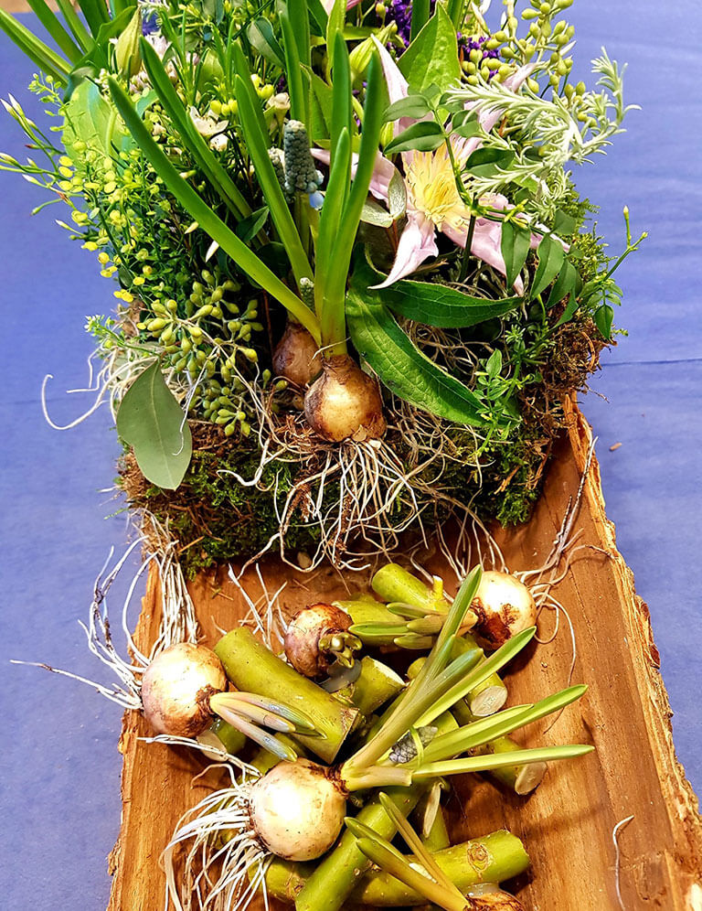 Composition fleuriste Vienne 38